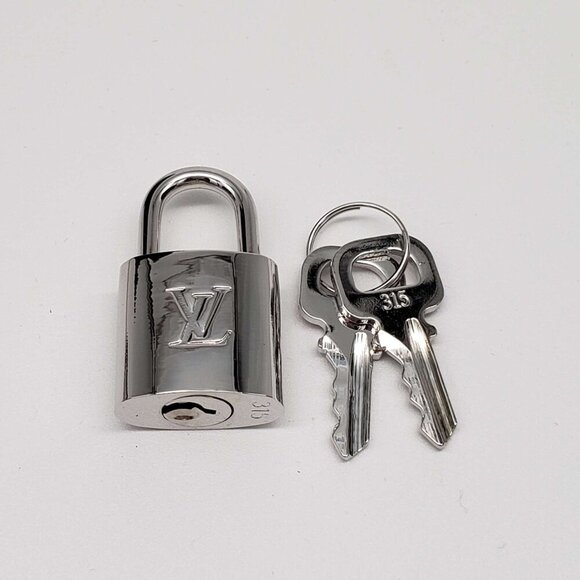 100% Authentic Louis Vuitton 1 Lock and 1 Key Silver Color - Picture 7 of 9